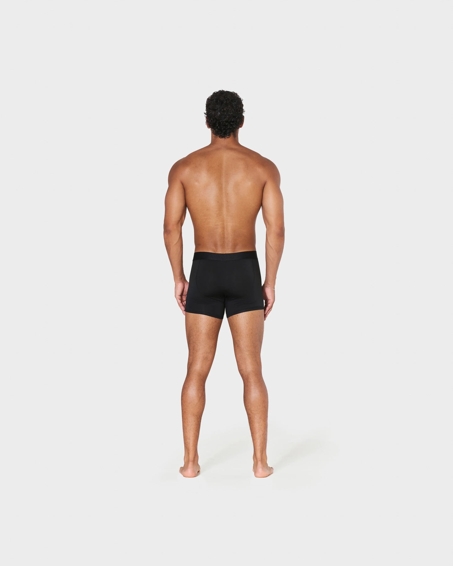 BLACK (SHORT) (BIG POUCH)