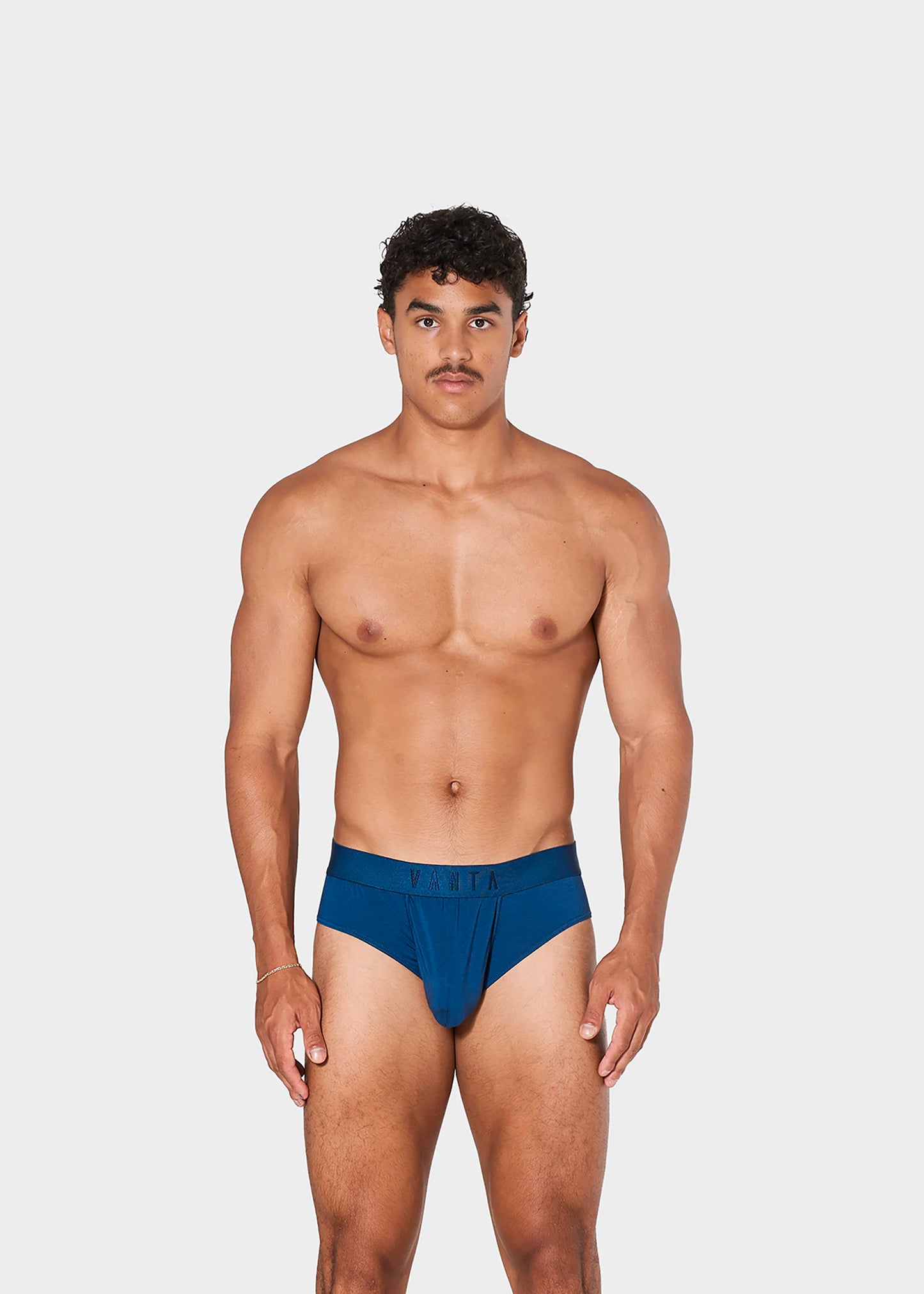CLASSIC BLUE (BRIEF)