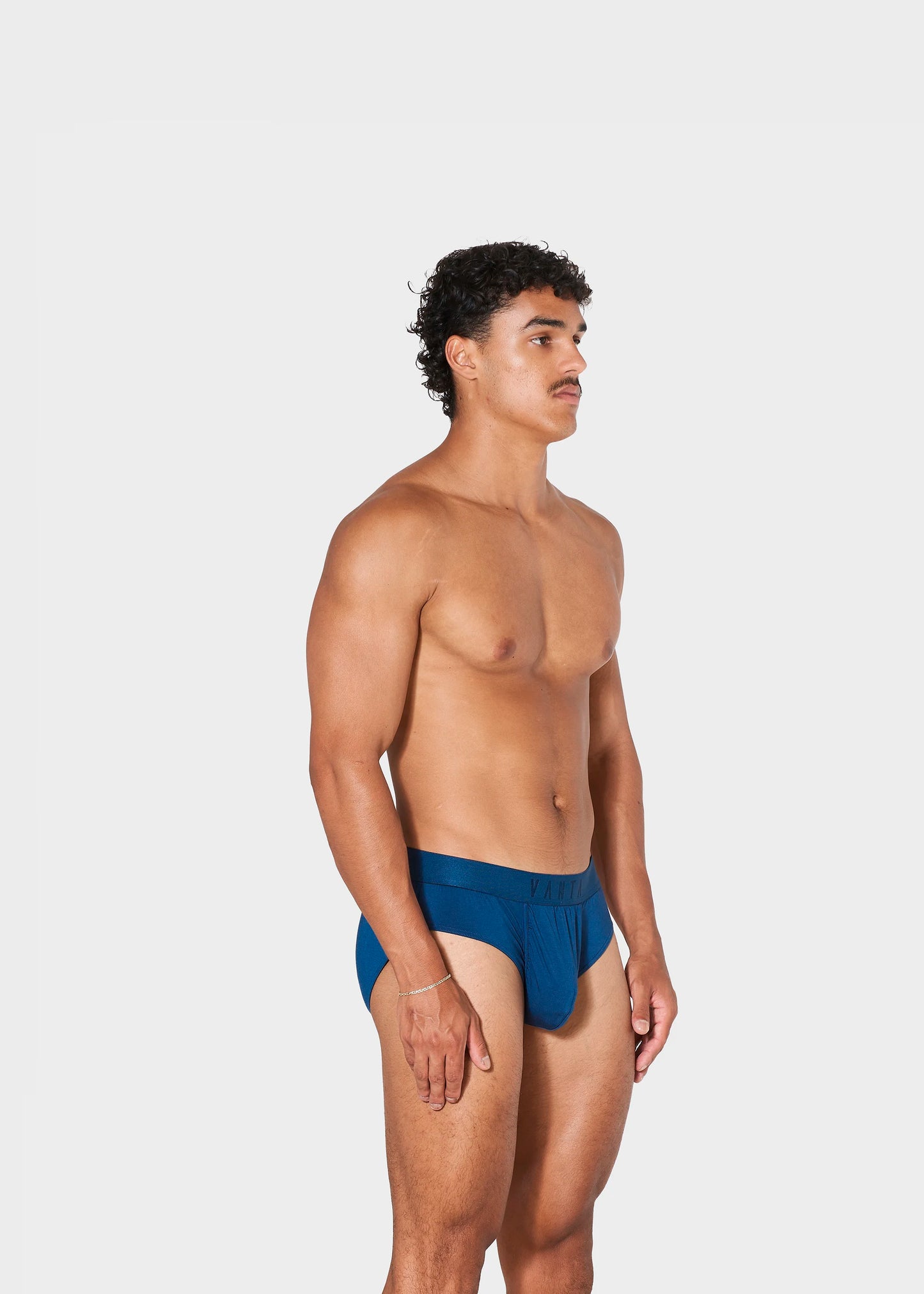 CLASSIC BLUE (BRIEF)